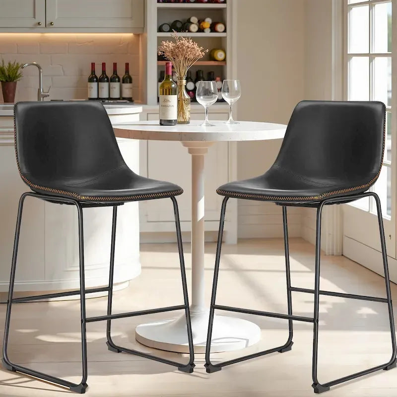 Tabourets de bar classiques en similicuir de 66 cm (hauteur comptoir) avec dossier et pieds en métal