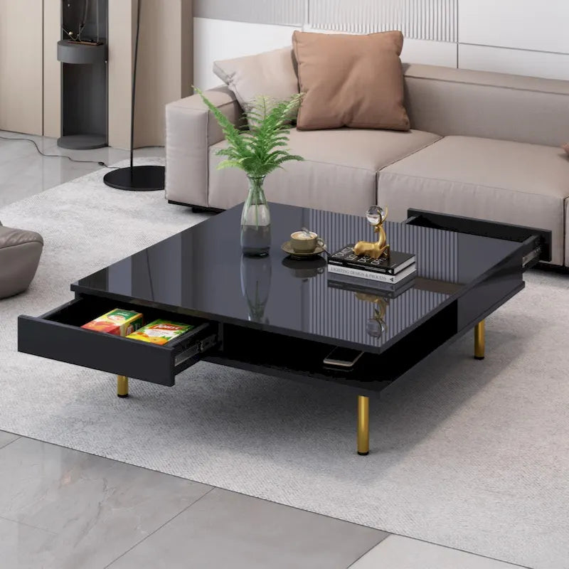 Table basse exquise laquée à pieds dorés